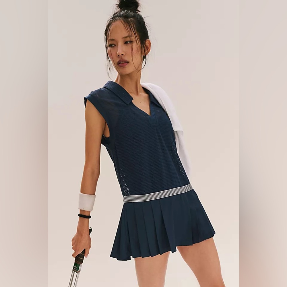 FP‎ Movement by Free People navy Sunshine Day Set small